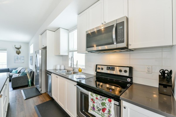 51 8130 136a Street, Surrey, BC V3W1H9 Photo 4
