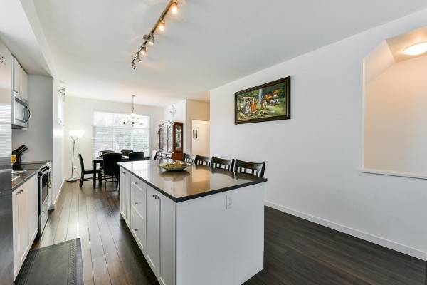 51 8130 136a Street, Surrey, BC V3W1H9 Photo 5