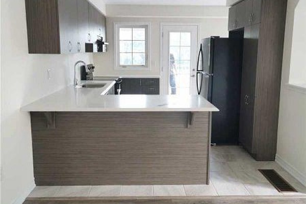 51 Bluegill Crescent, Whitby, ON L1P0E4 Photo 4