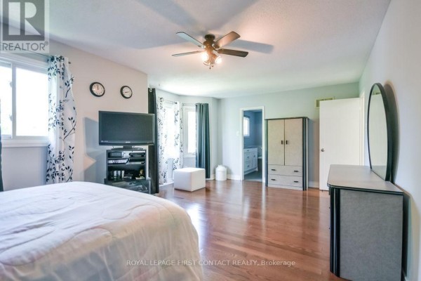 51 Cartwright Drive, Barrie, ON L4M6G3 Photo 2