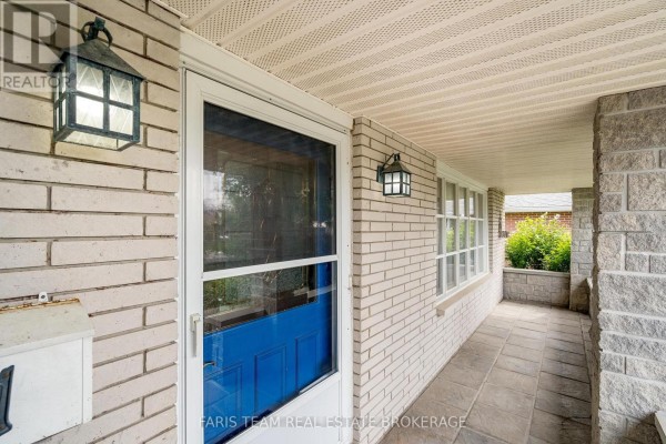 Great room - 51 Davies Crescent, Barrie, ON L4M2M4 Photo 4
