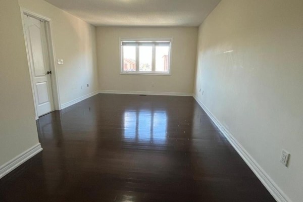 Great room - 51 Dawes Road, Brampton, ON L6X5P1 Photo 3