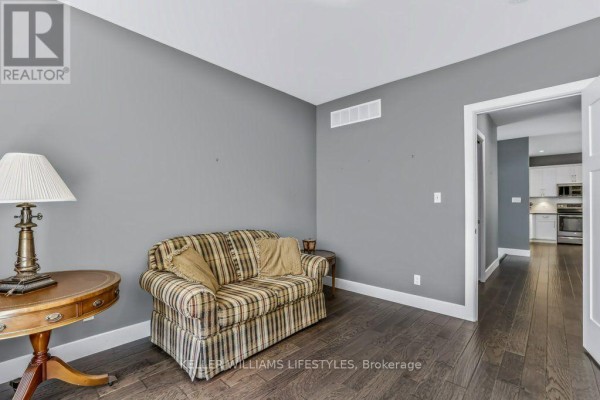 Primary Bedroom - 51 Deerfield Road, Lambton Shores, ON N0M1T0 Photo 5