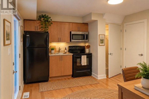 51 Drouin Avenue, Ottawa, ON K1K2A6 Photo 5