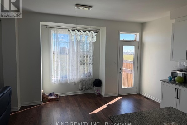 51 Eberly Woods Drive, Caledon, ON, photo 3