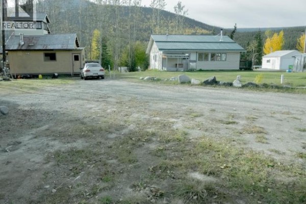 51 Echo Valley Road, Whitehorse North, YT Y1A7A4 Photo 3