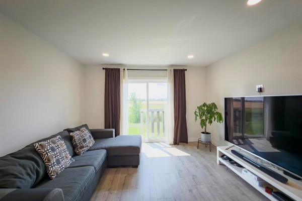 Primary Bedroom - 51 Feathertail Way, New Bothwell, MB R0A1C0 Photo 5