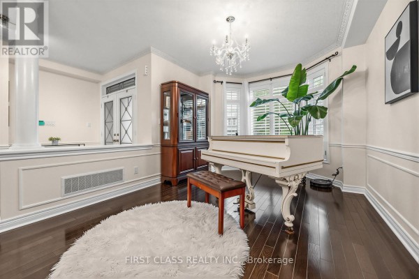 Family room - 51 Gillings Street, Markham, ON L6C0G3 Photo 5