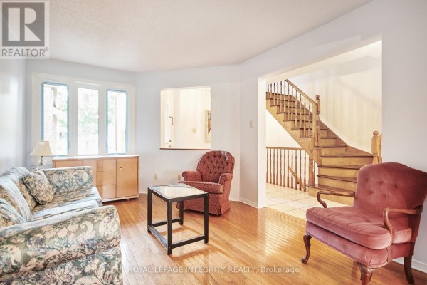 51 Havenhurst Crescent, Ottawa, ON K1T3E8 Photo 5