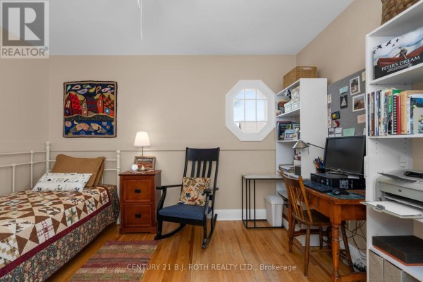 51 Henry Street, Barrie, ON, photo 2