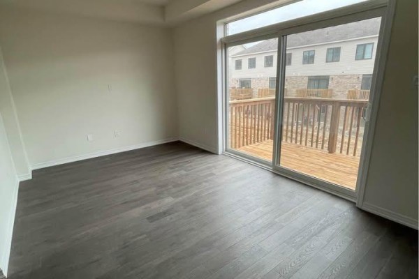 51 Holder Drive, Brantford, ON N3T0W8 Photo 5