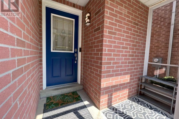 51 Hood Crescent, Brampton, ON, photo 3