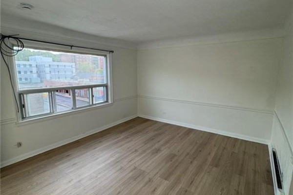 Living room - 51 King Street E Unit# 5, Hamilton, ON L8G1J9 Photo 4