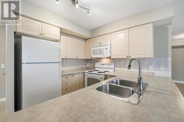 701 - 51 Lower Simcoe Street, Toronto, ON M5J3A2 Photo 4