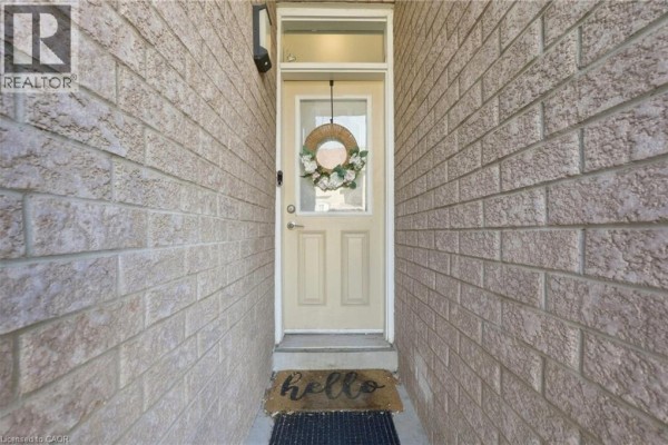 Recreation room - 51 Mount Dennis Drive, Toronto, ON M6M5H5 Photo 4