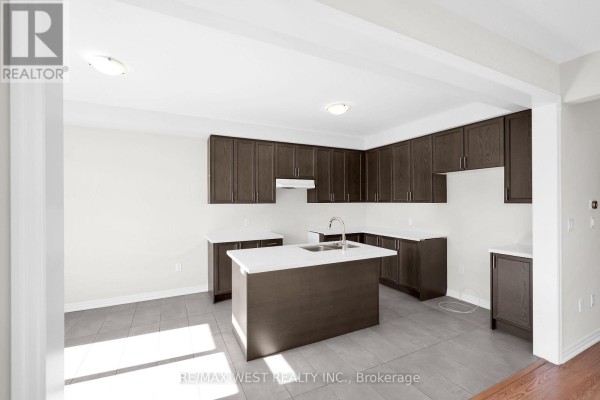 51 Northrop Avenue, Clarington, ON L1B0W6 Photo 3