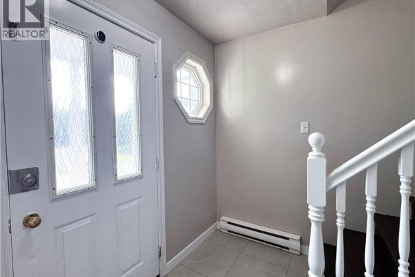 Family room - 51 Sheffield Court, Moncton, NB E1G2J2 Photo 3