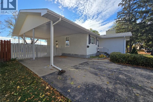 Bedroom - 51 Sibbald Crescent, Regina, SK S4T7L6 Photo 4