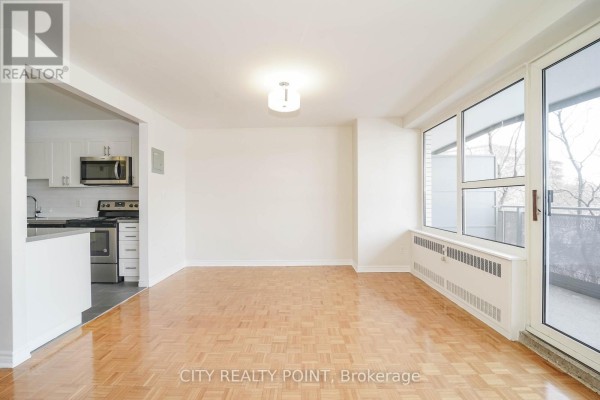 510 - 10 Shallmar Boulevard, Toronto, ON M5N1J4 Photo 4