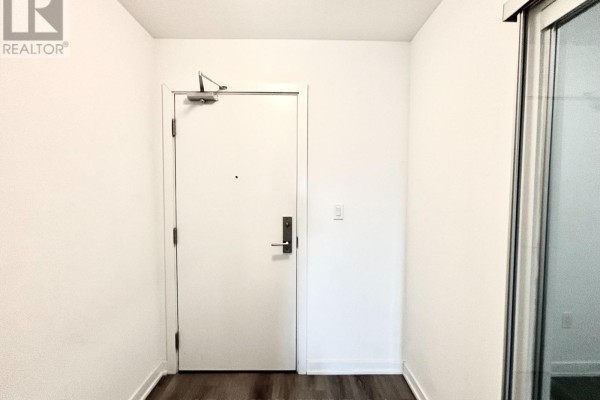 Dining room - 510 - 2433 Dufferin Street, Toronto, ON M6E0B4 Photo 3