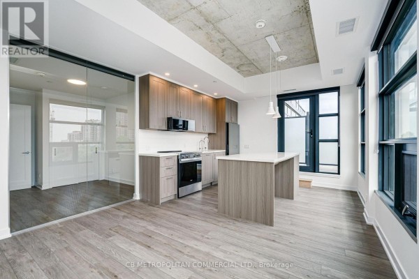 510 - 2946 Dundas Street West Street W, Toronto, ON M6P1Y8 Photo 5