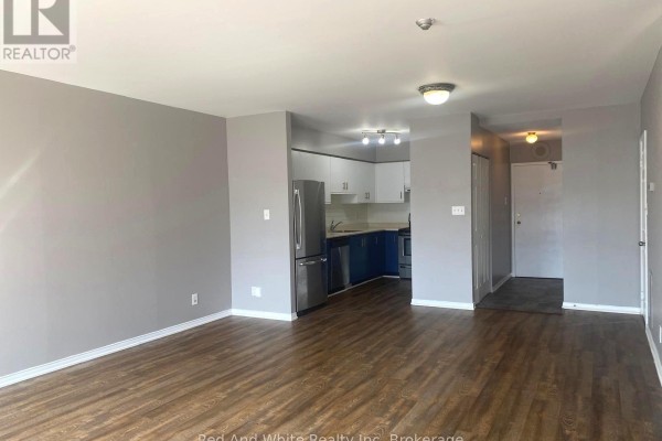 510 - 36 James Street S, Hamilton, ON, photo 3
