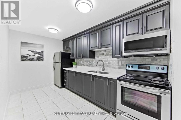 Primary Bedroom - #510 - 4064 Lawrence Avenue E, Toronto, ON M1E4V6 Photo 4