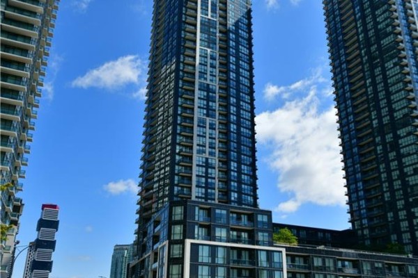 510 Curran Place Unit# 2001, Mississauga