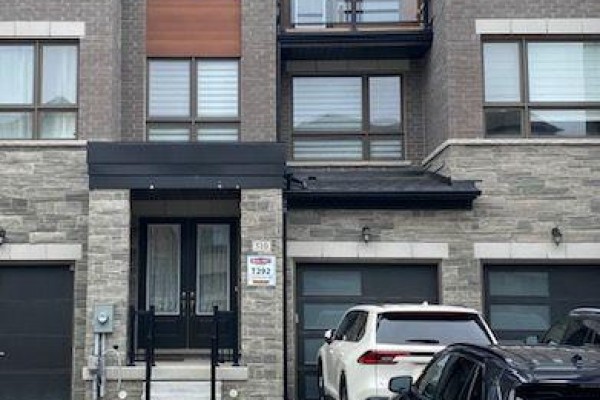 510 New England Court, Newmarket