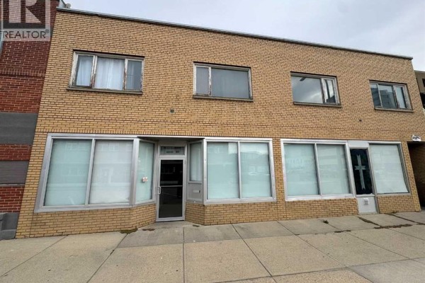 5101 50 Avenue, Red Deer, AB T4N4B3 Photo 3