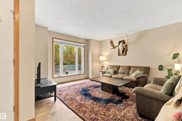 Kitchen - 51064 Rge Rd 222, Rural Strathcona County, AB T8C1G9 Photo 3