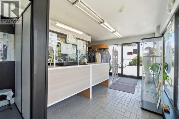 5109 Kingsway, Burnaby, BC V5H2E6 Photo 4