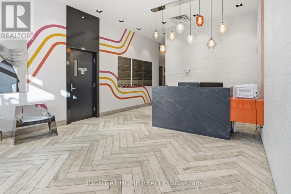 511 - 109 Ossington Avenue, Toronto, ON M6J2Z2 Photo 3