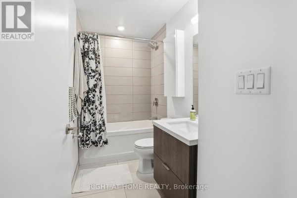 511 - 109 Ossington Avenue, Toronto, ON M6J2Z2 Photo 5