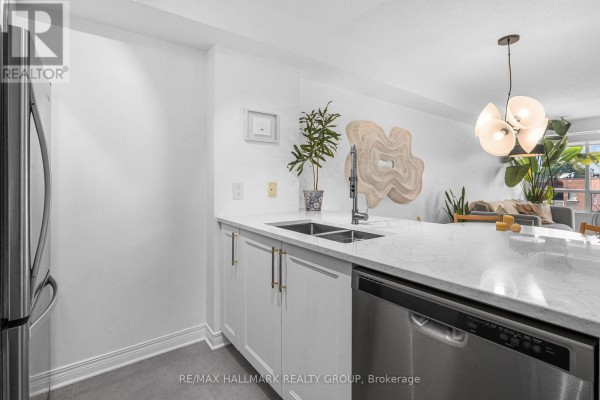 Foyer - 511 - 429 Somerset Street W, Ottawa, ON K2P2P5 Photo 5