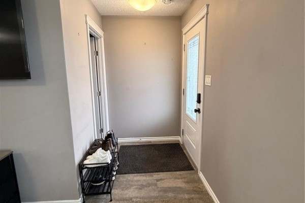 Living room - 511 210 Rajput Way, Saskatoon, SK S7W0V7 Photo 3