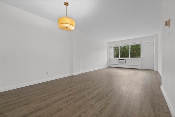 Bedroom - 511 71 Roslyn Road, Winnipeg, MB R3L0G2 Photo 4