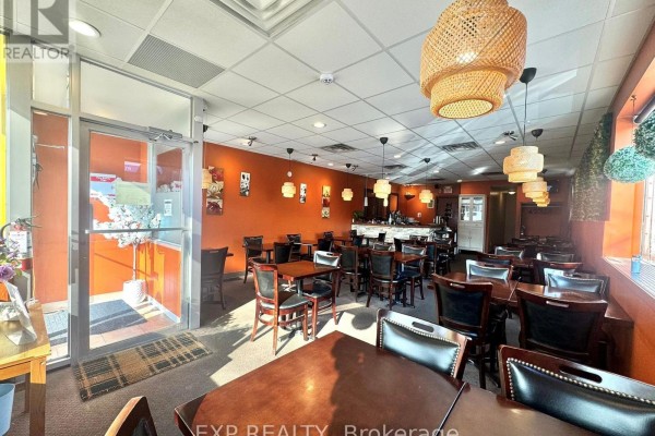 511 Bank Street, Ottawa, ON, photo 3