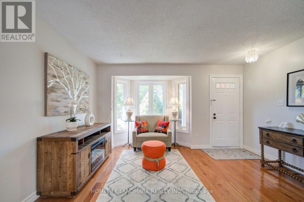 Family room - 511 Baringham Place, Waterloo, ON N2T2J4 Photo 5