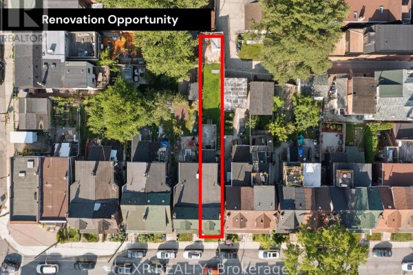 511 Carlaw Avenue, Toronto, ON M4K3J3 Photo 2