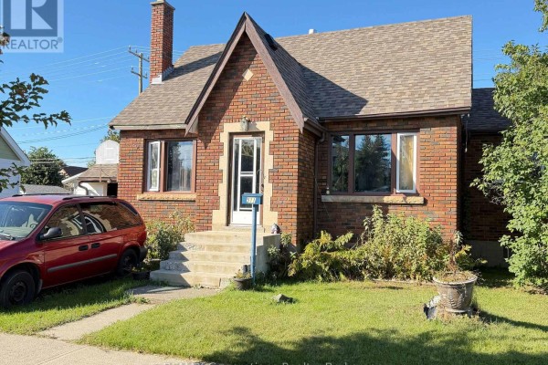 511 Empire Avenue E, Thunder Bay