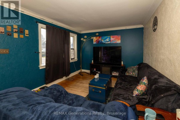 Bedroom 3 - 511 Empire Avenue E, Thunder Bay, ON P7E4S8 Photo 5