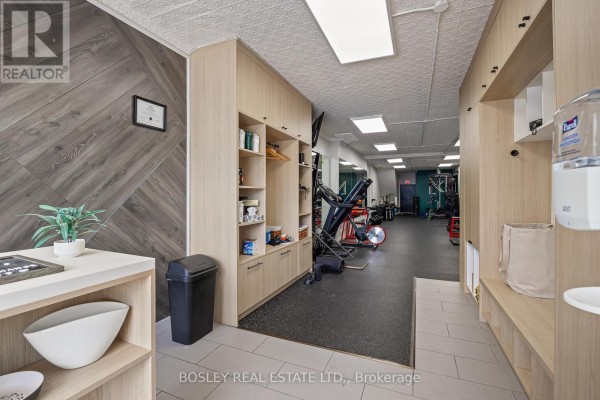 511 Mount Pleasant Road, Toronto, ON M4S2M4 Photo 5