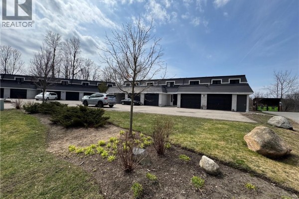 511 Quiet Place Unit# 4, Waterloo
