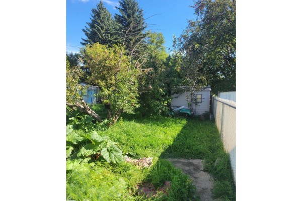 5111 59 St, Redwater, AB T0A2W0 Photo 4