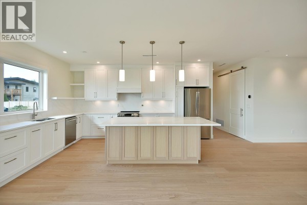 5112 Chapman Road, Sechelt, BC V7Z0G4 Photo 4