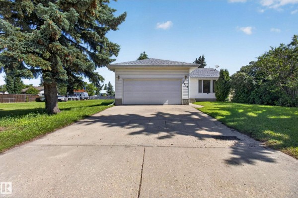 5116 52 Ave, Tofield Photo 4