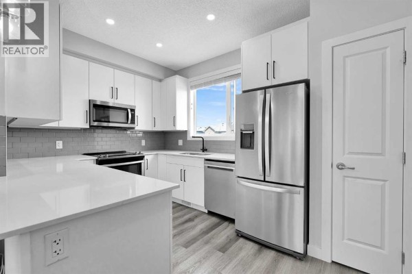 2pc Bathroom - 512, 16 Evanscrest Park Nw, Calgary, AB T3P1R3 Photo 5