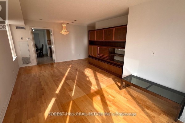 Eating area - 512 - 130 Pond Drive, Markham, ON L3T7W5 Photo 4