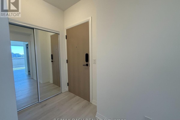 512 - 280 Dundas Street W, Toronto, ON M5T0E3 Photo 2